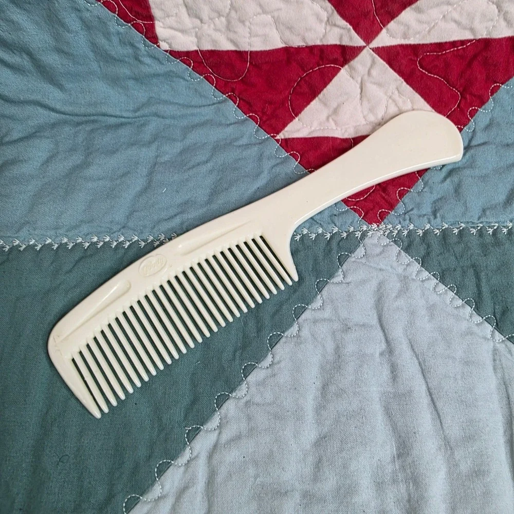 Goody Vintage Cream White Plastic Hair Comb with Handle 8.5 Inch